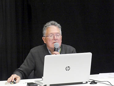 Michel DERVILL&Eacute;, pr&eacute;sident de l'association "DERVILL&Eacute; et apparent&eacute;s"